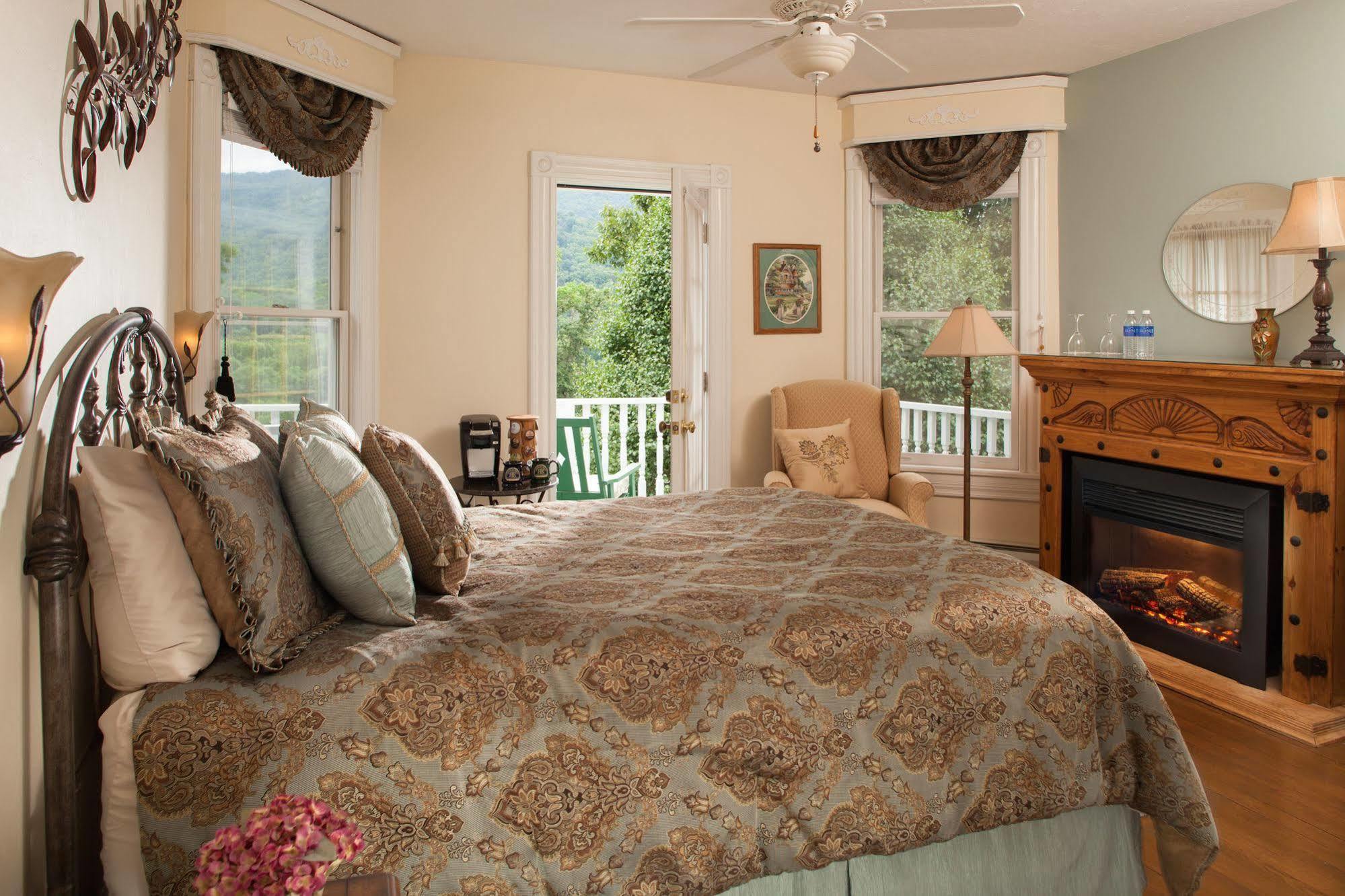 Andon-Reid Inn Bed & Breakfast Waynesville Esterno foto
